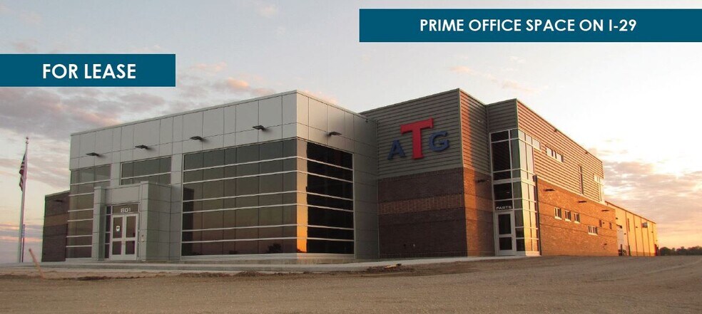 More Photos Of 801 W Caledonia Ave, Hillsboro Warehouse For Sale