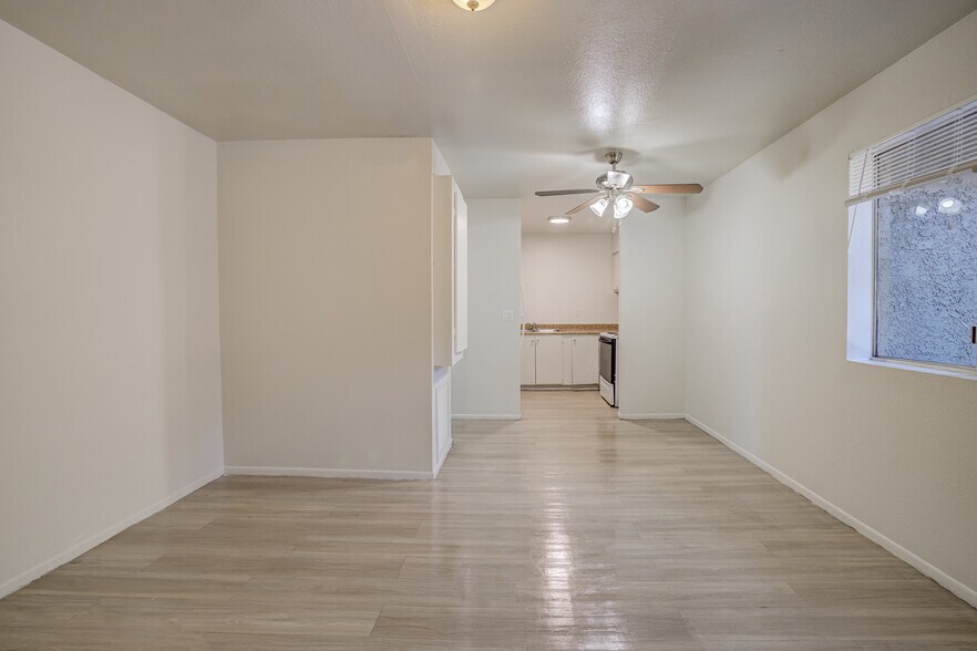 More Photos Of 2424 E Grandview Rd, Phoenix Apartments For Sale