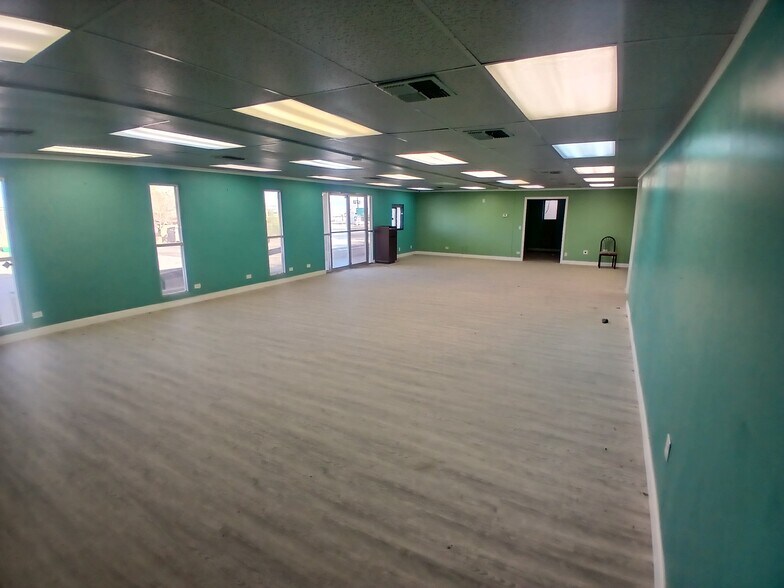 More Photos Of 32733 Highway 18, Lucerne Valley Freestanding For Lease