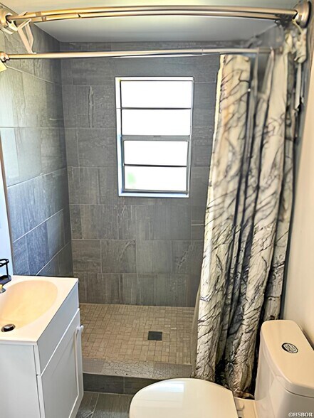 More Photos Of 429 Henderson St, Hot Springs Multifamily For Sale