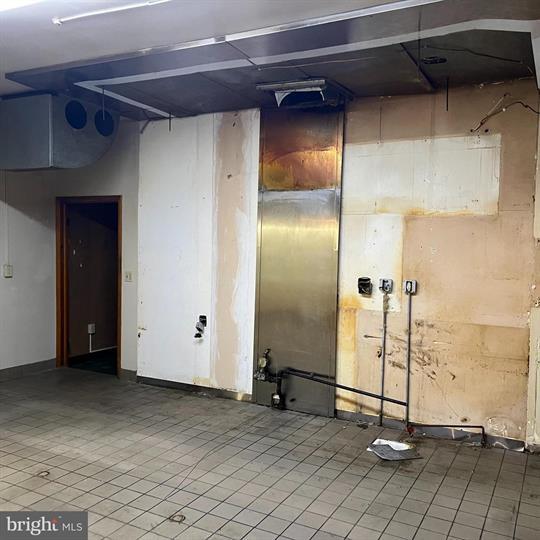 More Photos Of 11 W King St, Littlestown Storefront Retail Office For Sale