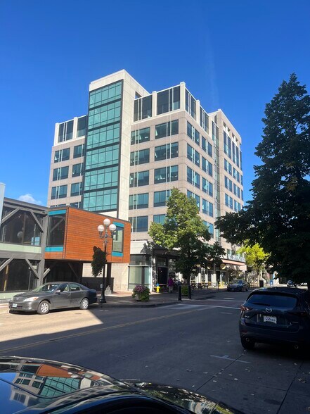 More Photos Of 800 Willamette St, Eugene Office For Lease
