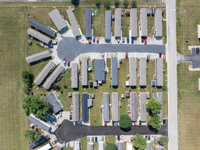 More Photos Of 205 W Marshall St, Argos Manufactured Housing Mobile Home Park For Sale