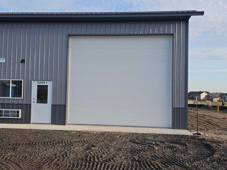 Primary Photo Of 126 6th Street South St, Waverly Warehouse For Lease