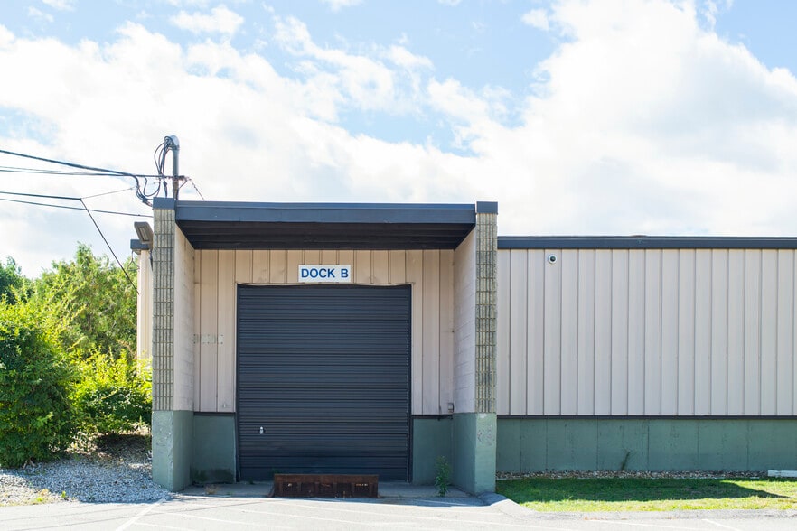 More Photos Of 70 Industrial Ave E, Lowell Research And Development For Lease