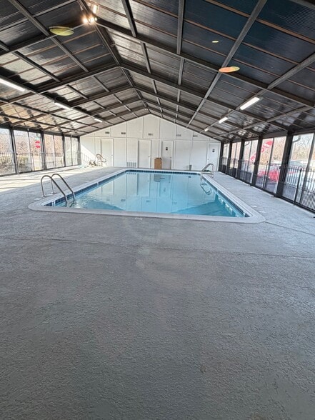 More Photos Of 10603 US Highway 59, Grove Hotel For Sale