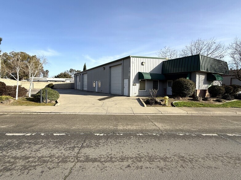 Primary Photo Of 835 E Turner Rd, Lodi Warehouse For Lease