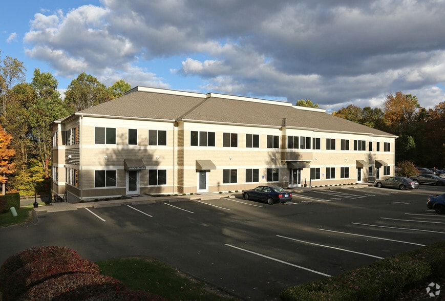 More Photos Of 1449 Old Waterbury Rd, Southbury Office For Sale