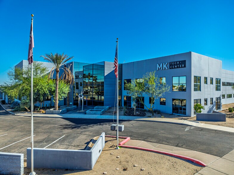 More Photos Of 7300 W Boston St, Chandler Warehouse For Lease