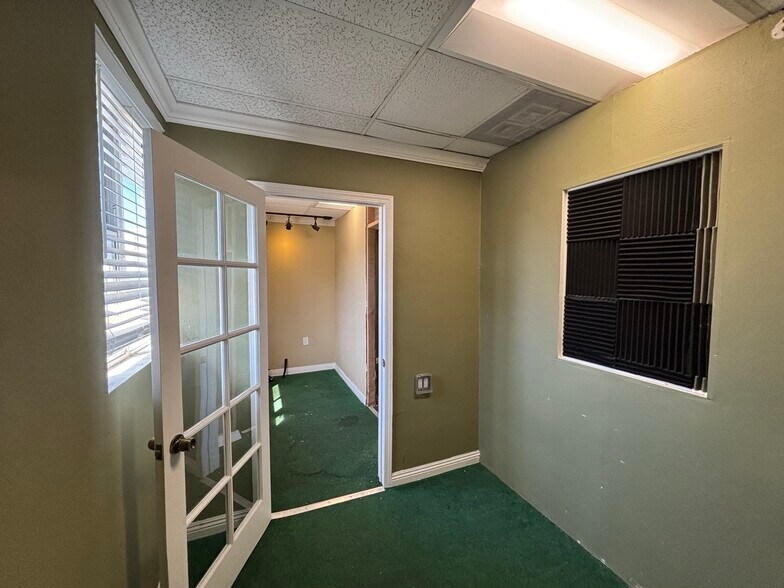 More Photos Of 5020 Wilshire Blvd, Los Angeles Unknown For Lease