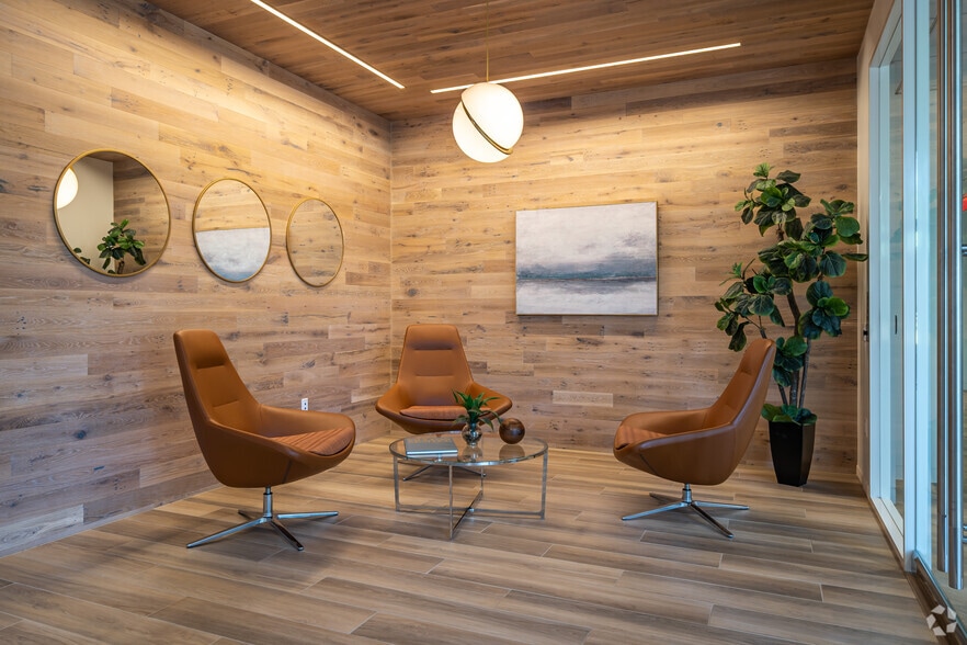 More Photos Of 10000 Memorial Dr, Houston Office For Lease