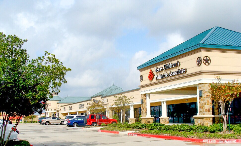 More Photos Of 6334 FM-2920, Spring Unknown For Lease