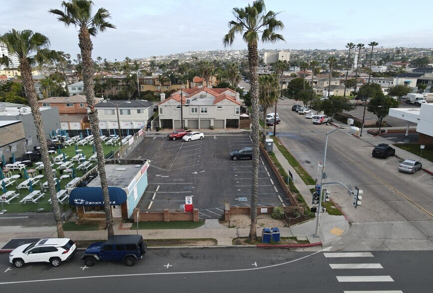 More Photos Of 870 Garnet Ave, San Diego Freestanding For Sale