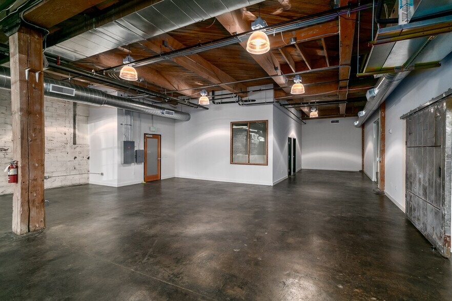 More Photos Of 240 N Broadway, Portland Loft Creative Space For Lease