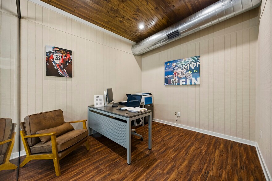 More Photos Of 397 VZ County Road 3611, Edgewood Sports And Entertainment For Sale
