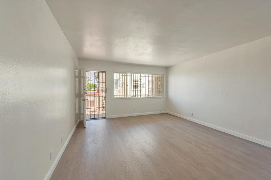 More Photos Of 3404 School St, Oakland Apartments For Sale