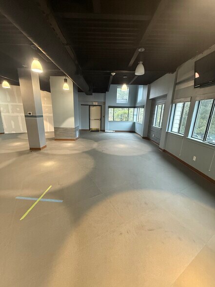 More Photos Of 162 Kings Hwy N, Westport Medical For Lease