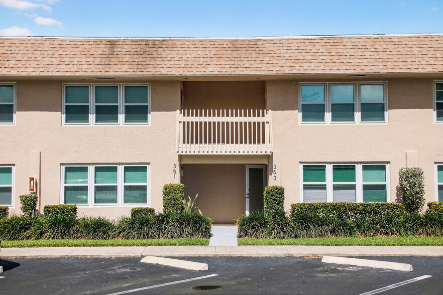 More Photos Of 311-357 Gulfstream Rd, Dania Apartments For Sale