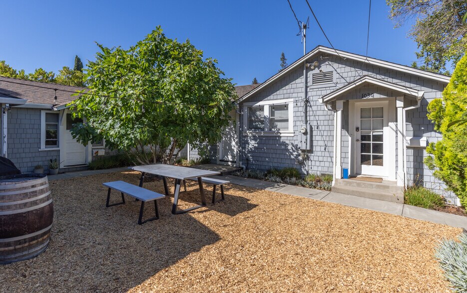 More Photos Of 1030 G St, Napa Apartments For Sale
