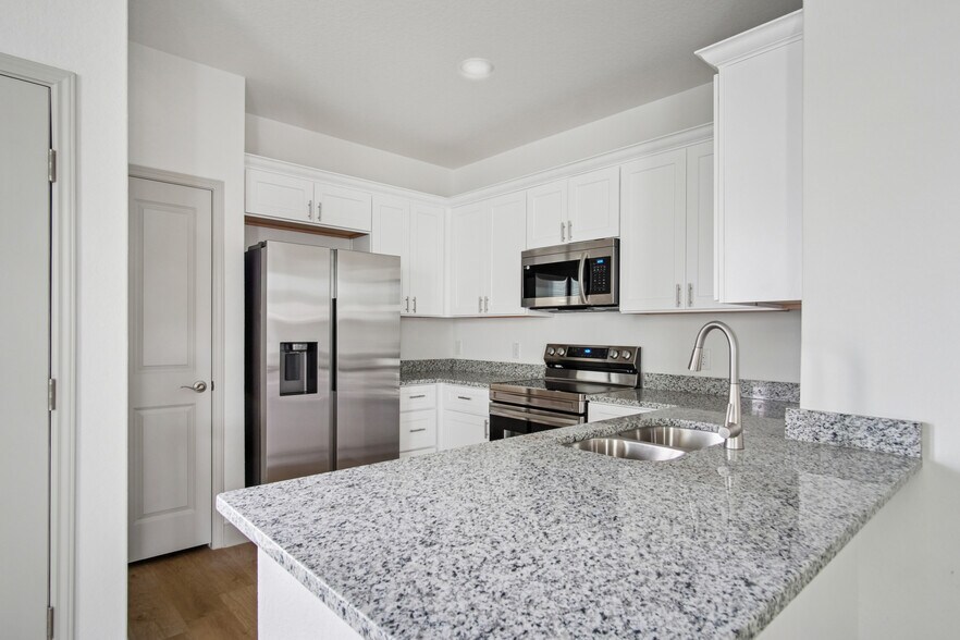 More Photos Of 6408 Segovia Ranch, San Antonio Apartments For Sale