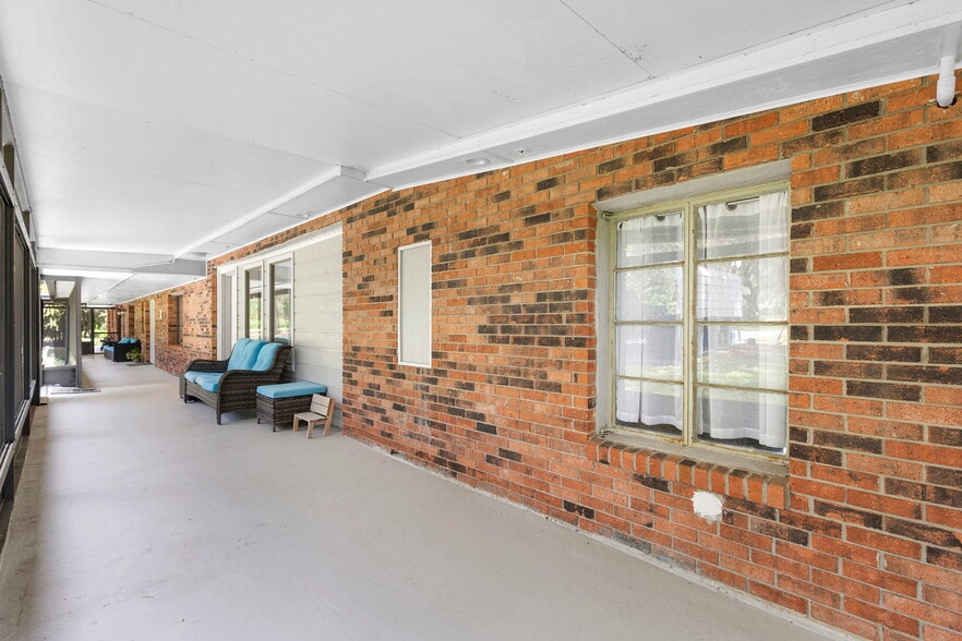 More Photos Of 579 Johnson Lake Rd, De Leon Springs Assisted Living For Sale