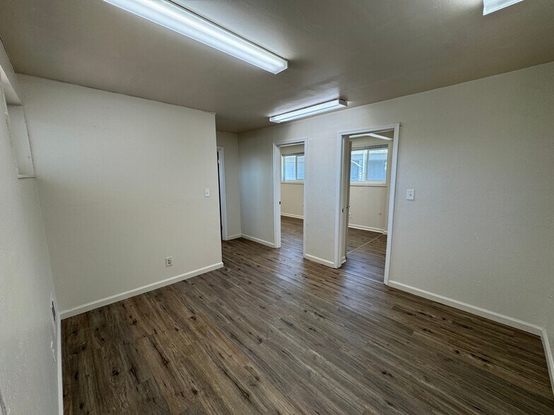 More Photos Of 2820 Broadmoor Ave, Concord Office For Sale