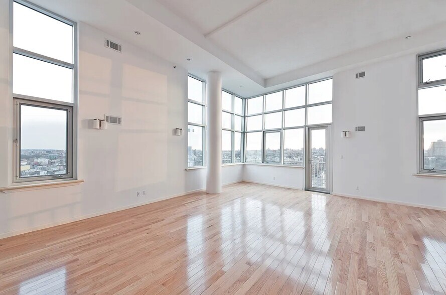 More Photos Of 467 Keap St, Brooklyn Apartments For Sale