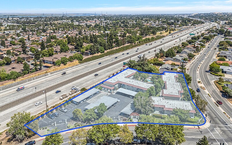 Primary Photo Of 1600 Buchanan Rd, Antioch Apartments For Sale