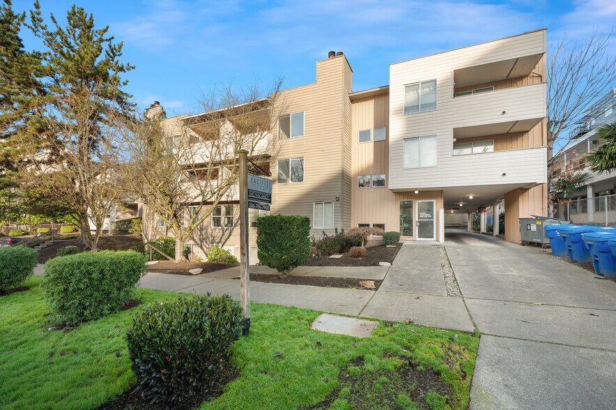 More Photos Of 2418 NW 57th St, Seattle Multifamily For Sale