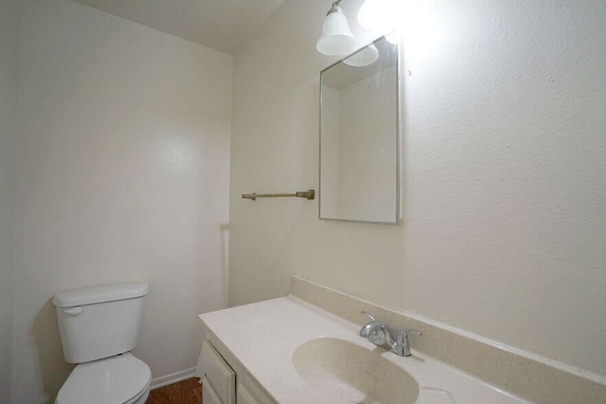 More Photos Of 2826 Cogswell Rd, El Monte Apartments For Sale