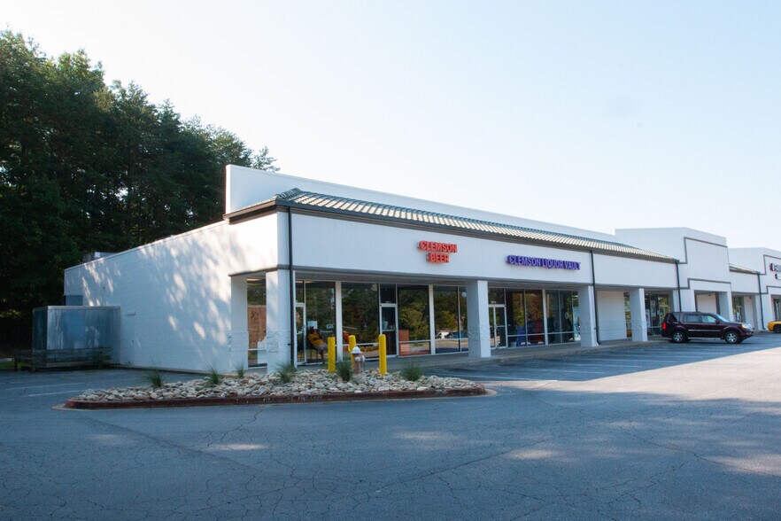 More Photos Of 500 Old Greenville Hwy, Clemson Unknown For Lease