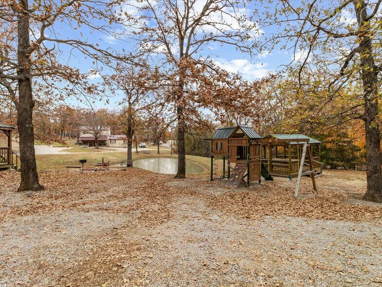 More Photos Of 2131 Sioux Dr, Sulphur Multifamily For Sale