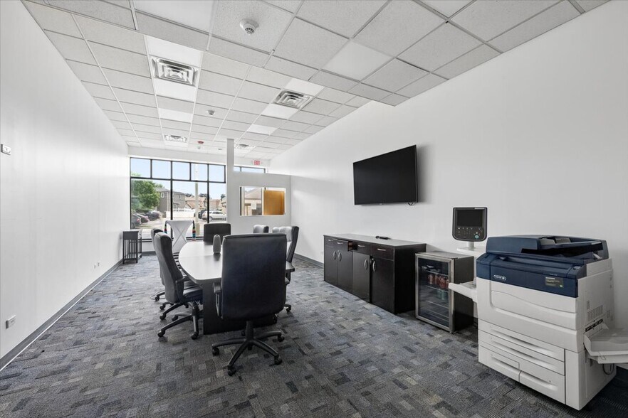 More Photos Of 6613-6621 Ogden Ave, Berwyn Storefront Retail Office For Sale