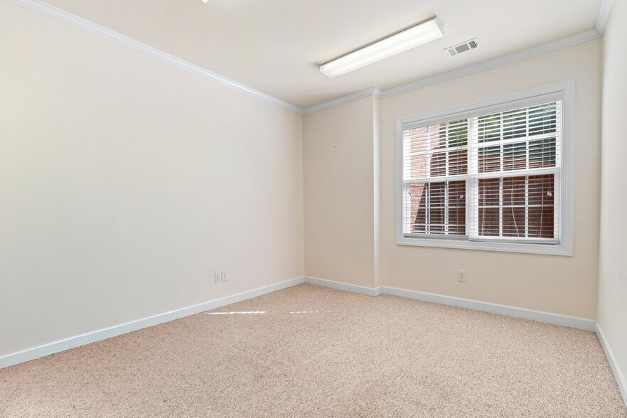 More Photos Of 1875 Old Alabama Rd, Roswell Office For Lease