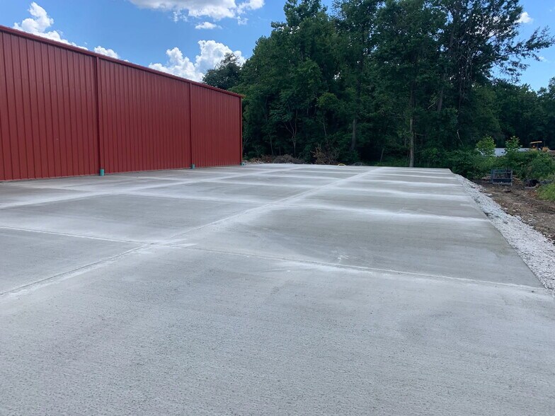More Photos Of 222 Coolspring Jumonville Rd, Hopwood Warehouse For Lease