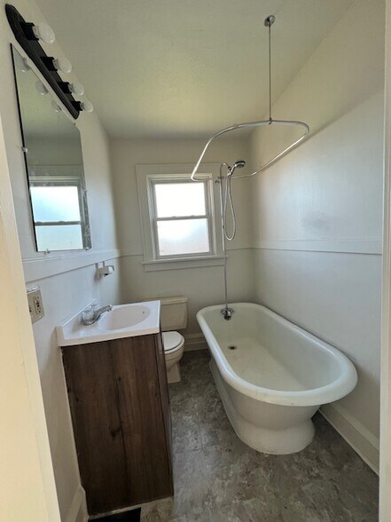 More Photos Of 208 Park Ave SW, Canton Apartments For Sale