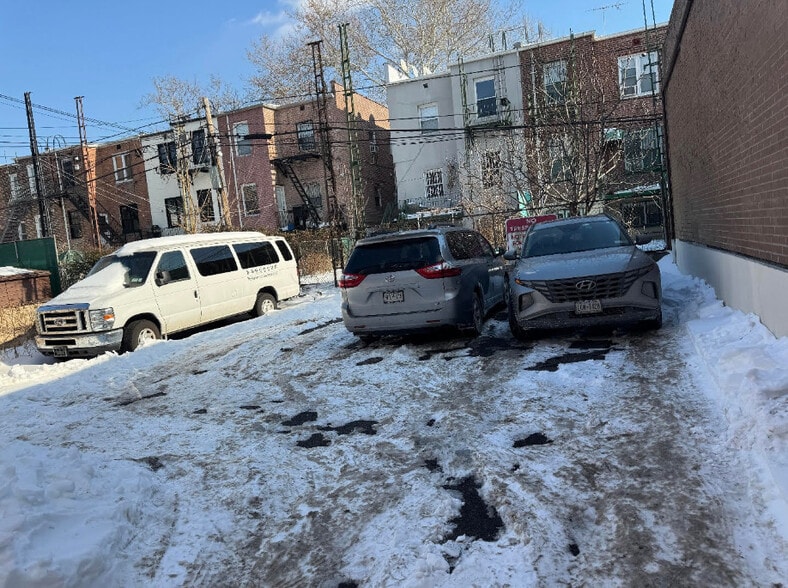 More Photos Of ,  Unknown For Sale