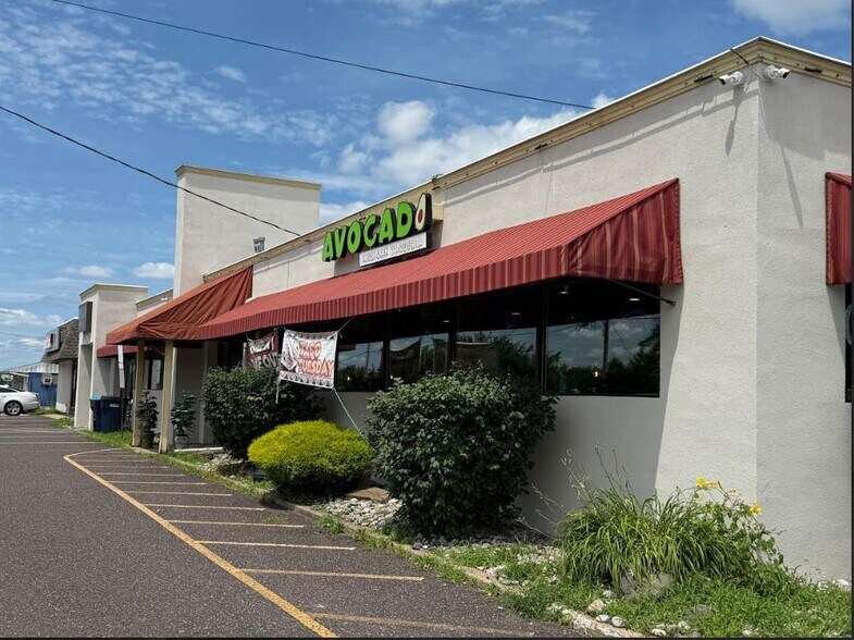 Primary Photo Of 3815 Ridge Pike, Collegeville General Retail For Sale