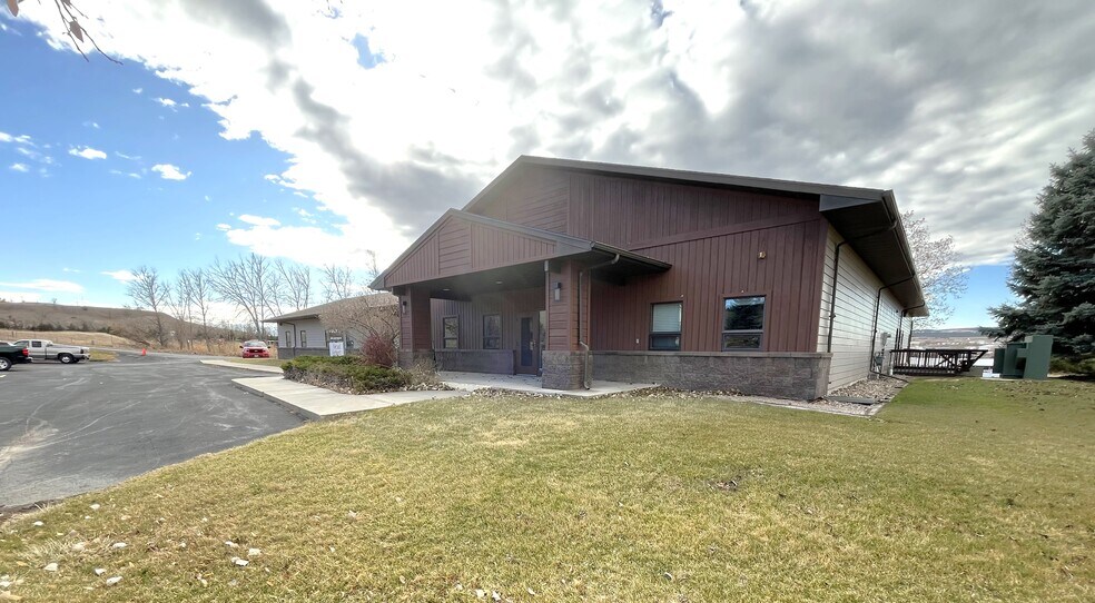 More Photos Of 1905 Plaza Blvd, Rapid City Loft Creative Space For Lease
