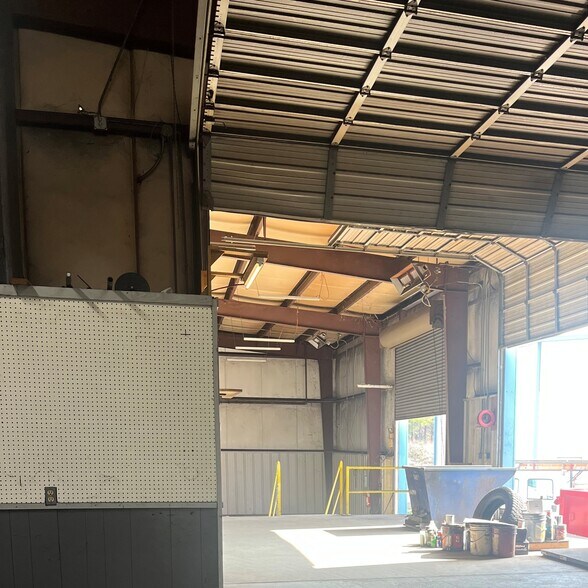 More Photos Of International dr @ Harvester Ave, Lawrenceburg Manufacturing For Sale