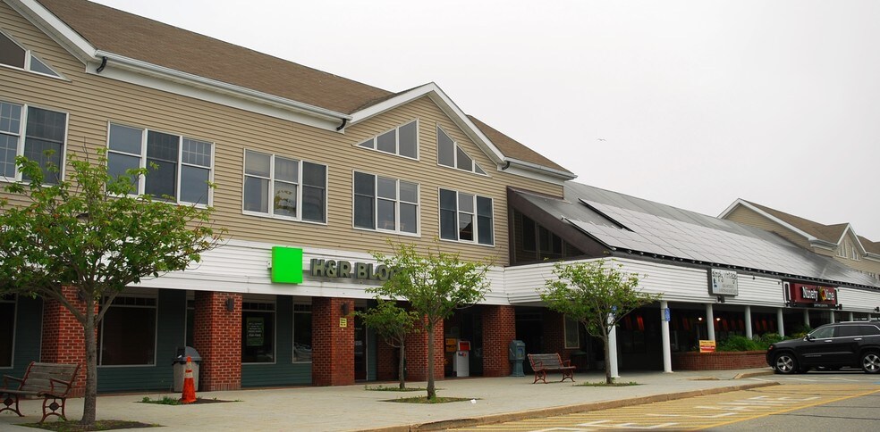 More Photos Of 1600 Falmouth Rd, Centerville General Retail For Lease