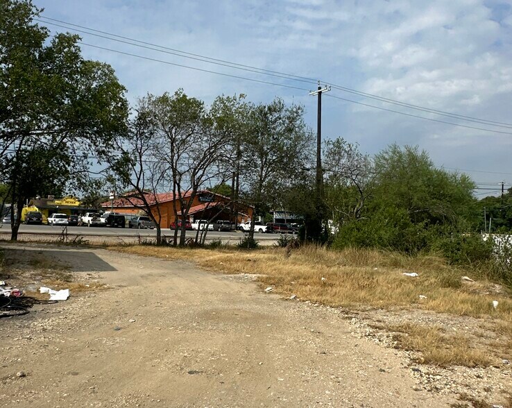 More Photos Of 10536 S US Highway 181, San Antonio Apartments For Sale
