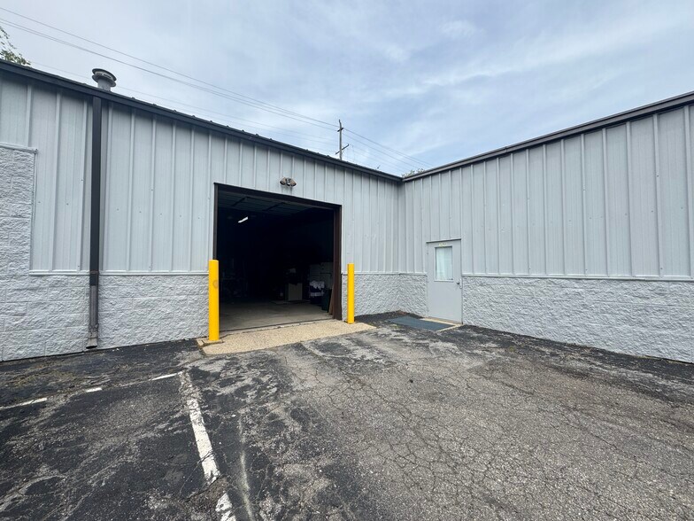 More Photos Of 4111 Jackson Rd, Ann Arbor Warehouse For Lease