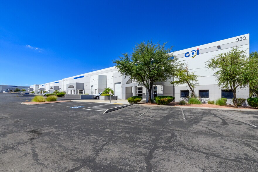 Primary Photo Of 950 Pilot Rd, Las Vegas Warehouse For Lease