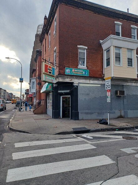 More Photos Of 3144 Frankford Ave, Philadelphia Storefront Retail Residential For Sale