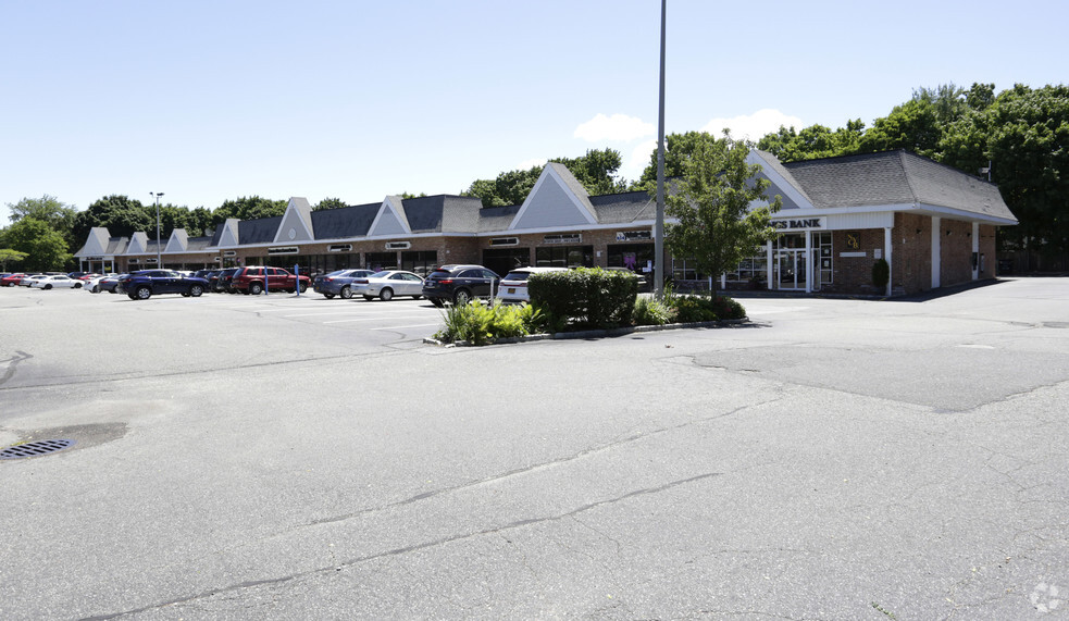 Primary Photo Of 556 Route 25A, Saint James Unknown For Lease