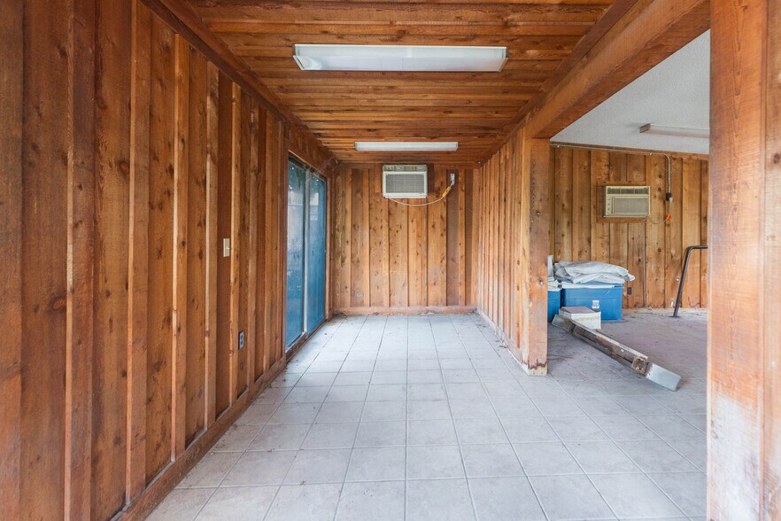 More Photos Of 13815 21st St, Dade City Auto Dealership For Sale