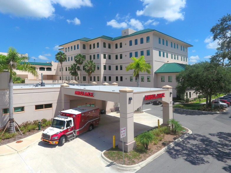 More Photos Of 5741 Bee Ridge Rd, Sarasota Medical For Lease
