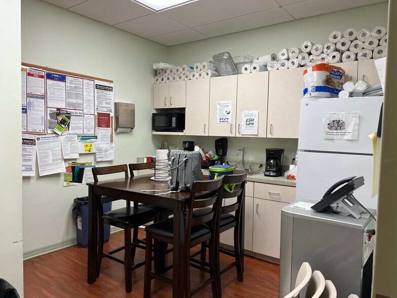 More Photos Of 2402 Frist Blvd, Fort Pierce Medical For Sale