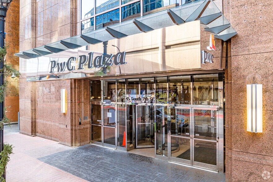 More Photos Of 45 S 7th St, Minneapolis Office For Lease